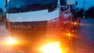 Homem morre atropelado por caminhão na BR-101, próximo ao Assentamento Jaci Rocha, em Itamaraju