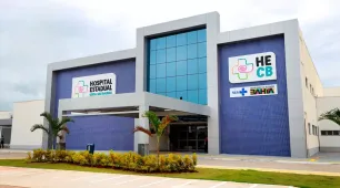 Hospital Costa das Baleias inicia operação tendo mulher de 99 anos como primeira paciente