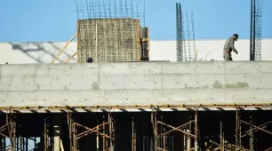 Infraestrutura: 52% das obras contratadas com recursos federais estão paralisadas