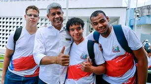 Jerônimo Rodrigues entrega colégio de tempo integral, 57 viaturas policiais e autoriza ampliação do HRSAJ