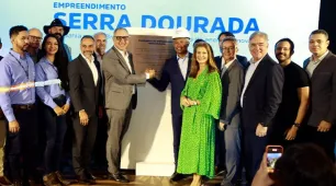 Jerônimo Rodrigues prestigia lançamento de projeto que vai transmitir energia renovável para 20 municípios baianos