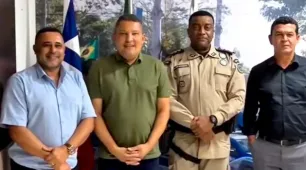 Jonatas Santos se reúne com Polícia Militar para reforçar segurança do evento “Clamor e Marcha por Teixeira”