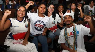 Juventude baiana discute participação social e políticas públicas em ato na Alba