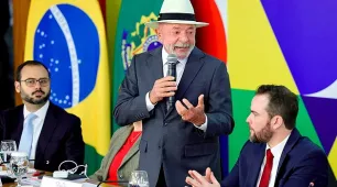 Presidente Lula anuncia novo Desenrola para quem ganha até R$ 8,1 mil