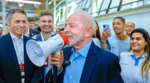 Lula assina medida que altera regras para vales-alimentação e refeição