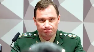 Mauro Cid sai preso após depoimento no STF