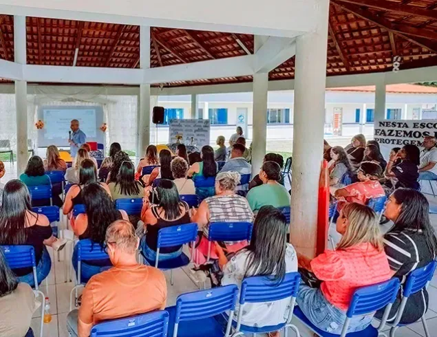Mucuri investe R$ 5,3 milhões por mês no funcionalismo da educação e garante piso do magistério com reajuste acima de R$ 199 mil