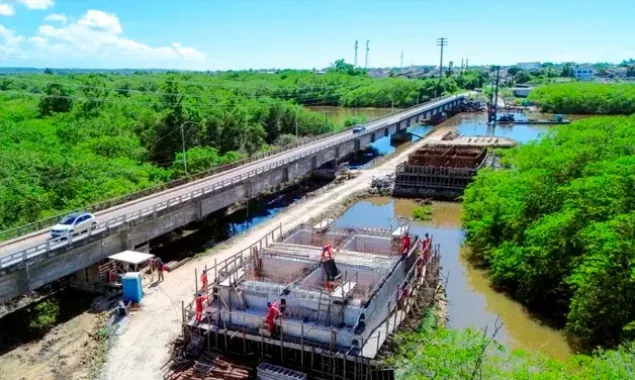 Nova ponte de mão dupla avança e começa a mudar infraestrutura e mobilidade em Prado
