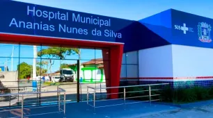 Nova Viçosa amplia atendimento à saúde da mulher com ginecologista experiente