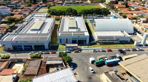 Novo colégio de tempo integral e obras viárias ampliam oportunidades e mobilidade em Correntina