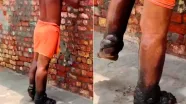 O que é khada tapasya, prática hindu de passar anos em pé como forma de devoção