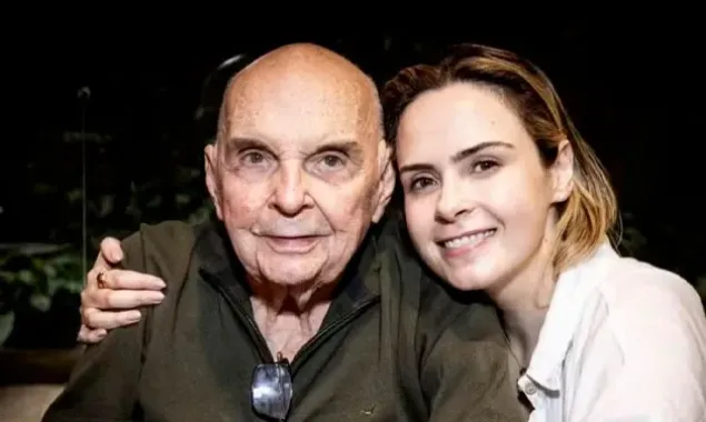 Pai de Ana Paula Renault morre em BH; equipe diz que participante continuará no BBB