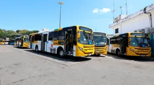 PGE e Procon da Bahia levam à Justiça e à polícia denúncias sobre 944 ônibus parados em Salvador no segundo turno da eleição