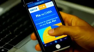 Pix bate recorde e supera 313 milhões de transações em um dia