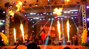 Praça lotada, ritmos variados e a energia contagiante marcam a segunda noite do 29º Forró do Peroá
