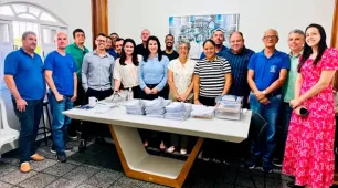 Prefeita Luciana Machado inicia planejamento para novo mandato em Nova Viçosa