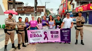 Prefeitura promove adesivaço contra a violência e intensifica campanha Agosto Lilás