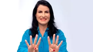 Reeleição histórica de Luciana Machado em Nova Viçosa confirma a força da liderança feminina