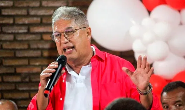 Rosemberg: “Podem arrancar a placa, mas não apagam a obra nem o futuro que ela abre”