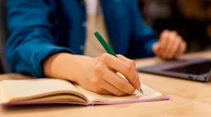Suzano abre curso de Auxiliar de Manutenção para mulheres e pessoas com deficiência em Teixeira de Freitas