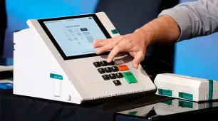 Totalização dos votos é aberta, auditável e segura, diz TSE