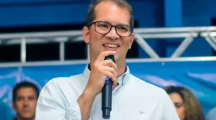 Urbanização da BR-101 em Teixeira de Freitas avança em parceria com o governo do Estado