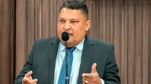 Vereador Jonatas Santos promulga pacote de leis voltadas à saúde e economia municipal